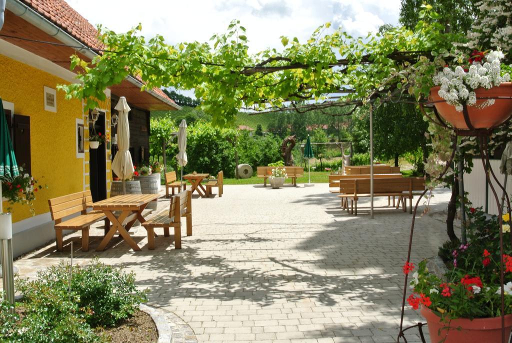 Weingut Primus Suedsteiermark 스피에펠트 외부 사진