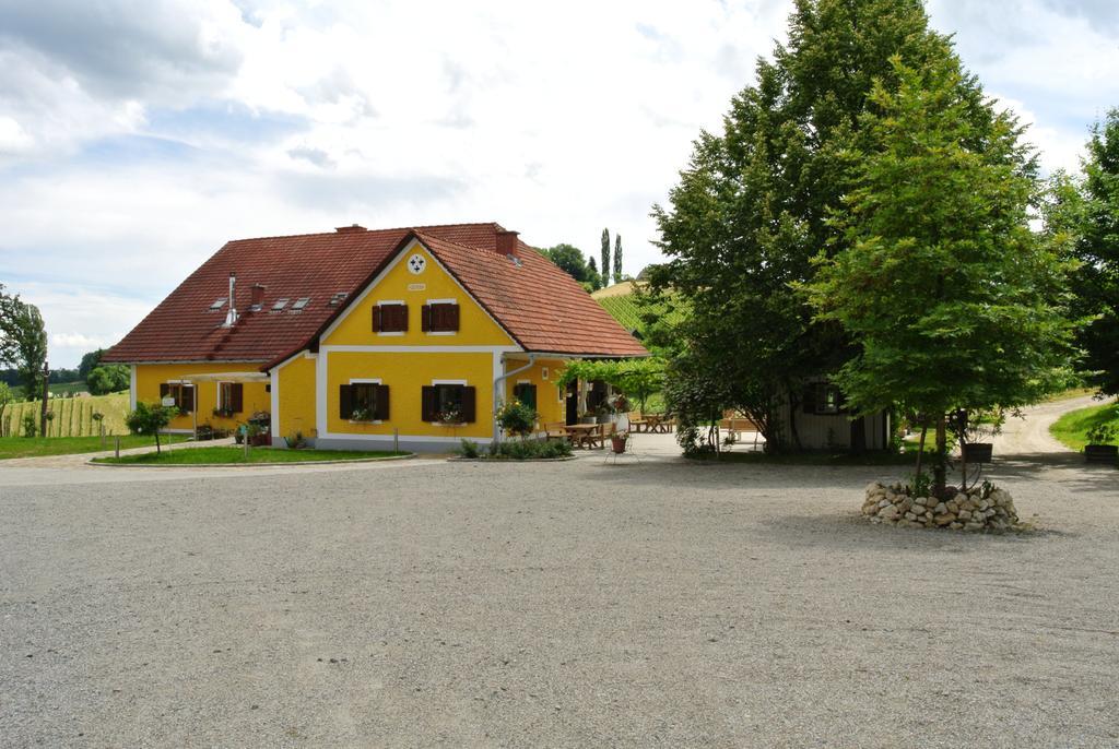 Weingut Primus Suedsteiermark 스피에펠트 외부 사진