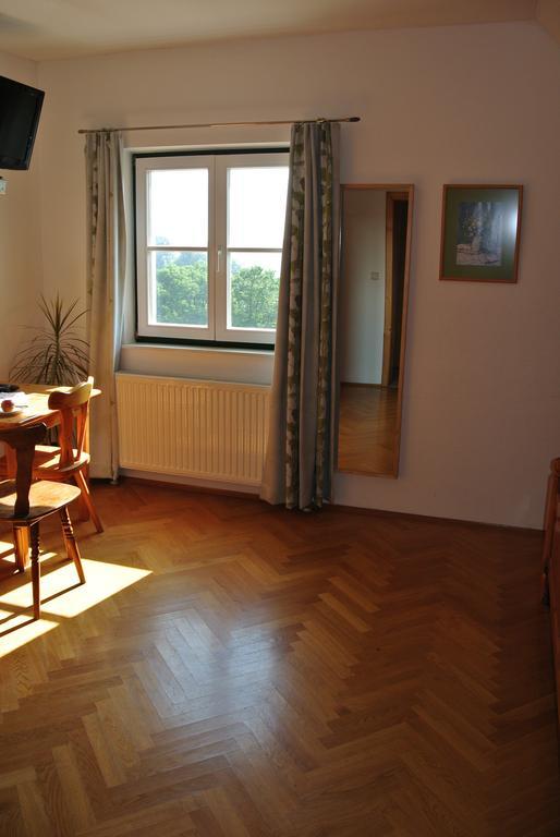 Weingut Primus Suedsteiermark 스피에펠트 객실 사진