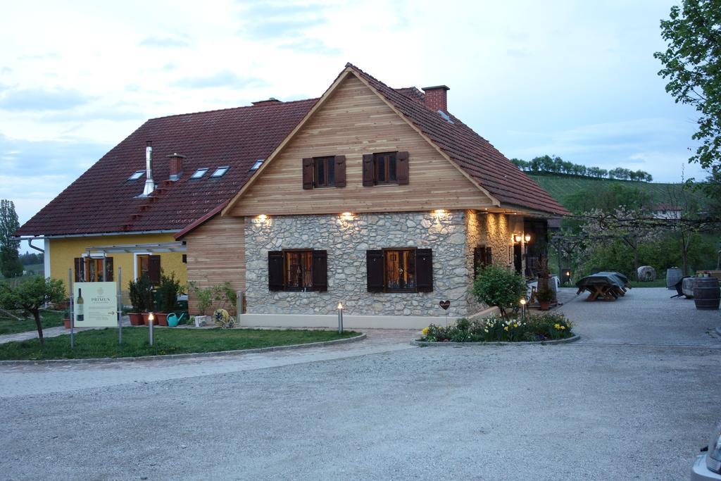 Weingut Primus Suedsteiermark 스피에펠트 외부 사진