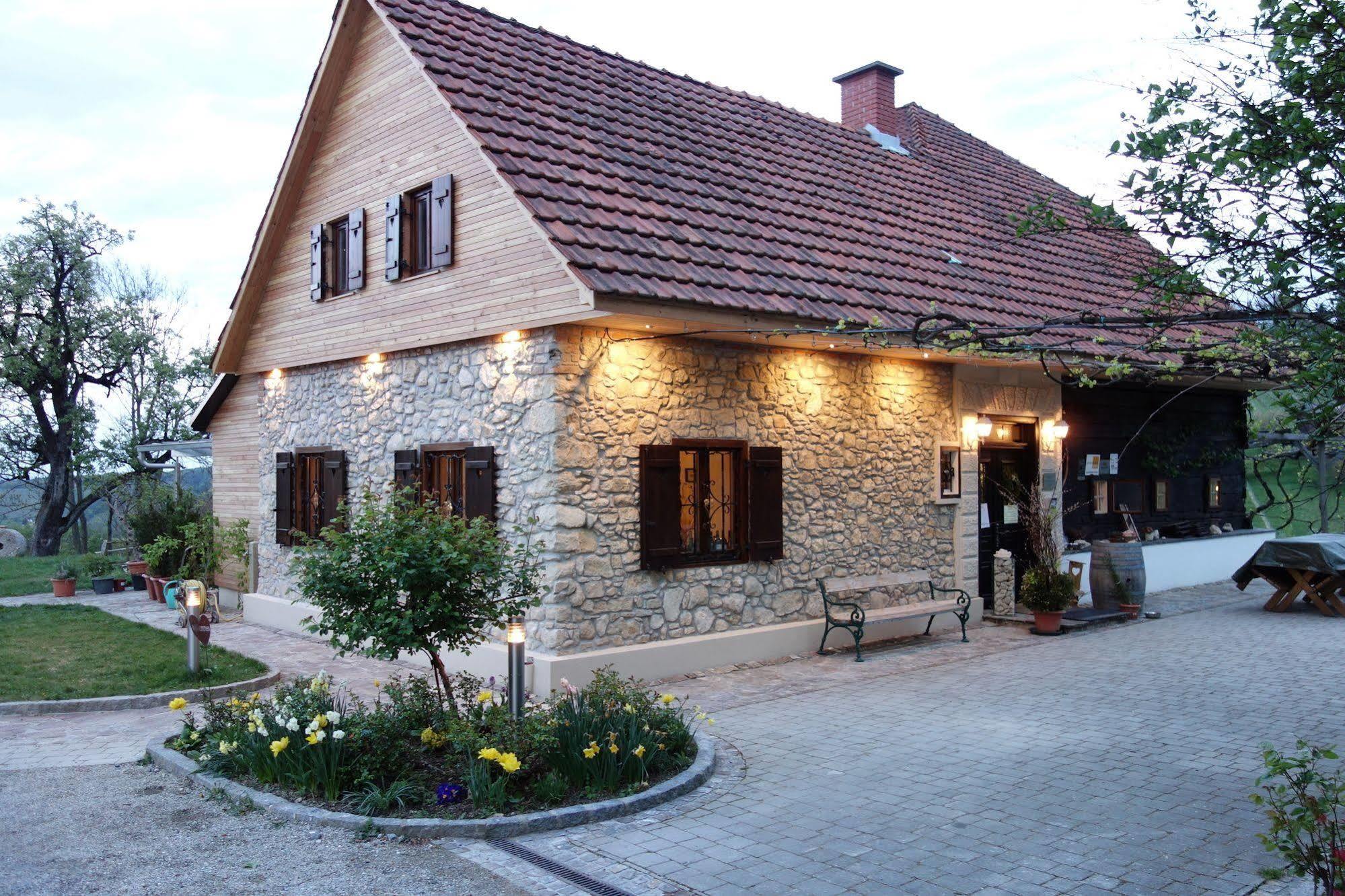 Weingut Primus Suedsteiermark 스피에펠트 외부 사진