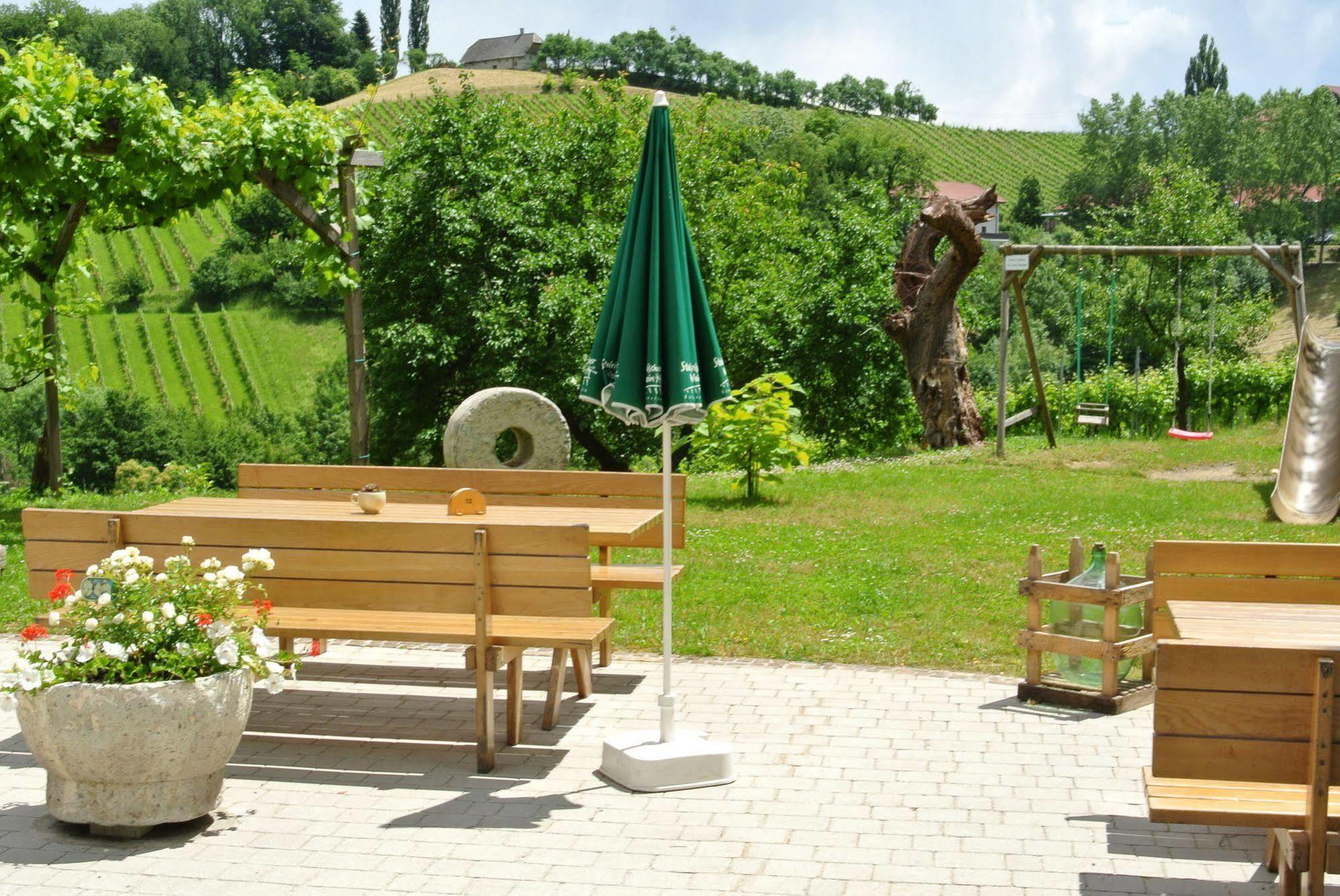 Weingut Primus Suedsteiermark 스피에펠트 외부 사진